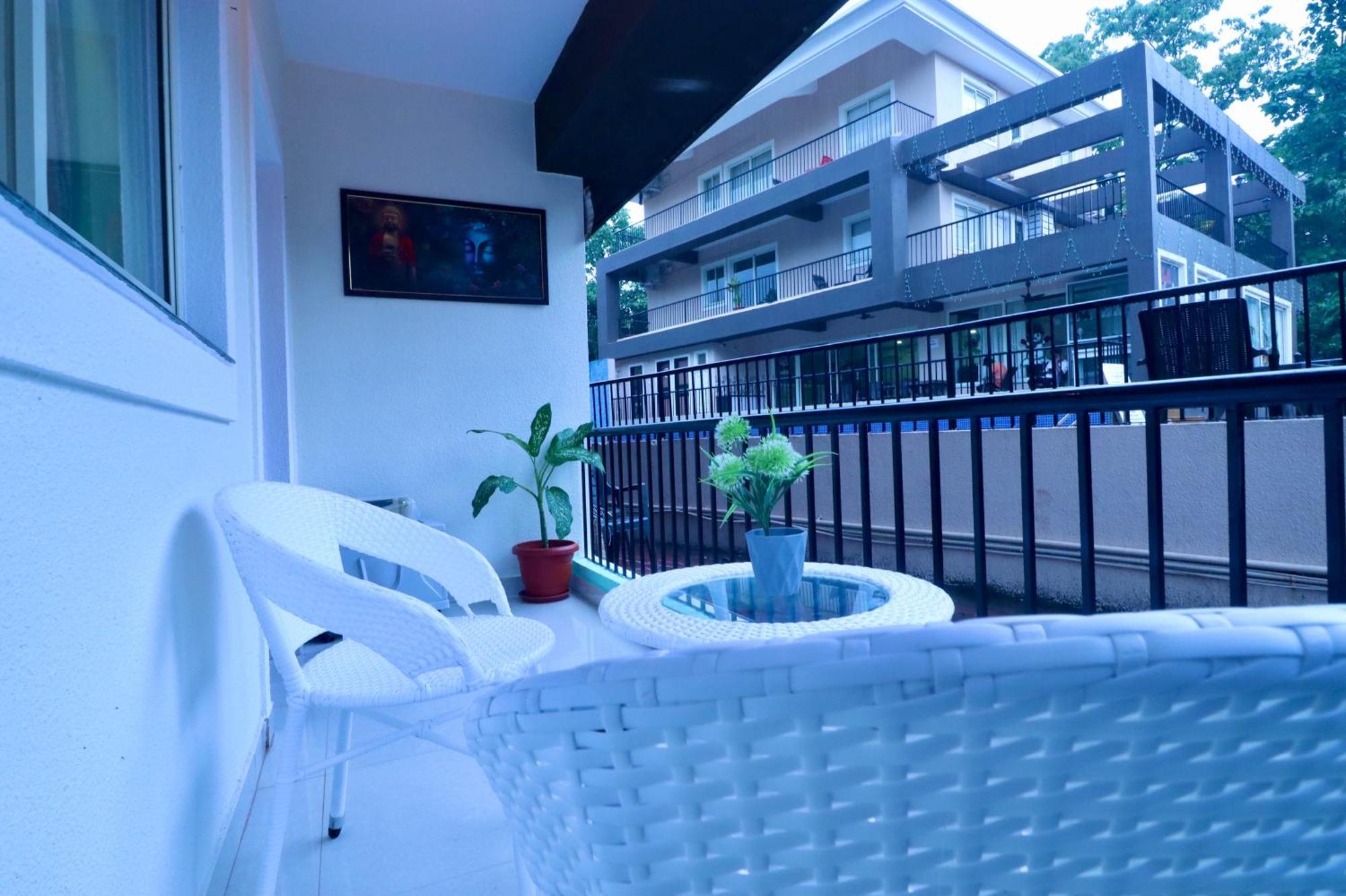 2Bhk Stunning Apartment With Pool Vagator Exteriör bild