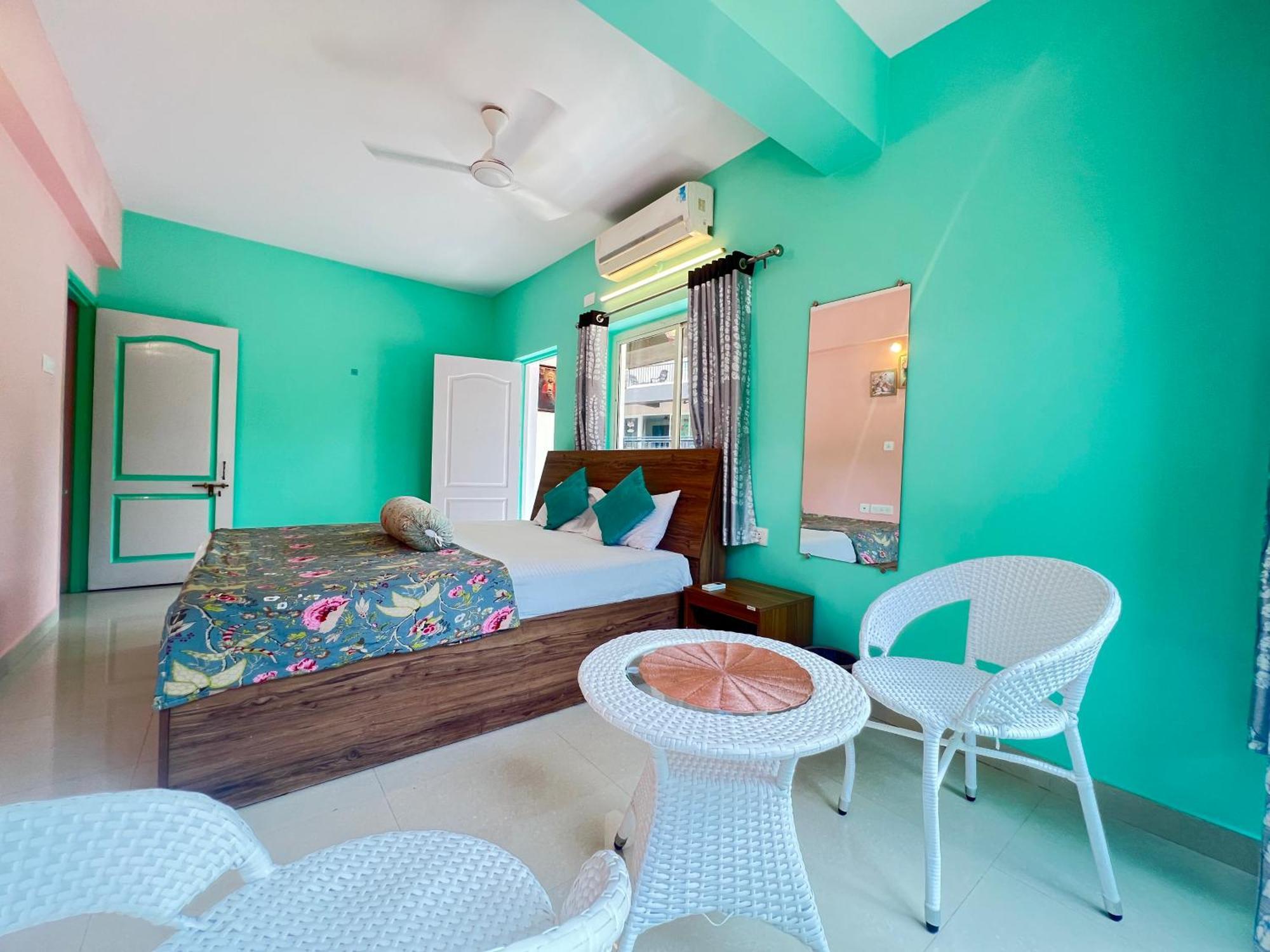 2Bhk Stunning Apartment With Pool Vagator Exteriör bild